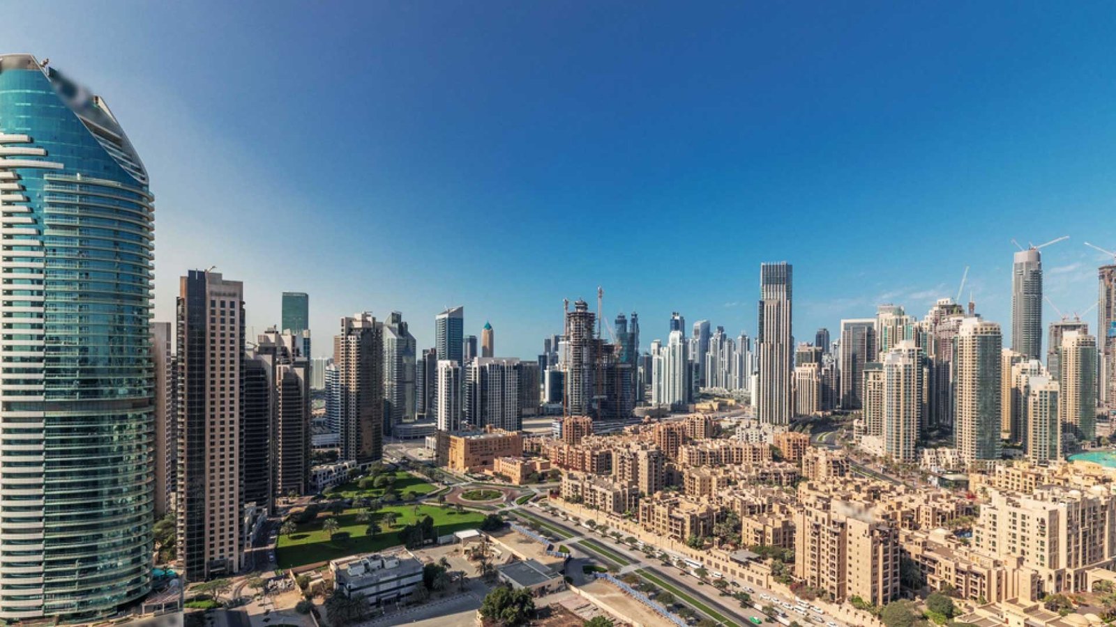 Is Business Bay a Good Place to Rent Office Space in Dubai?
